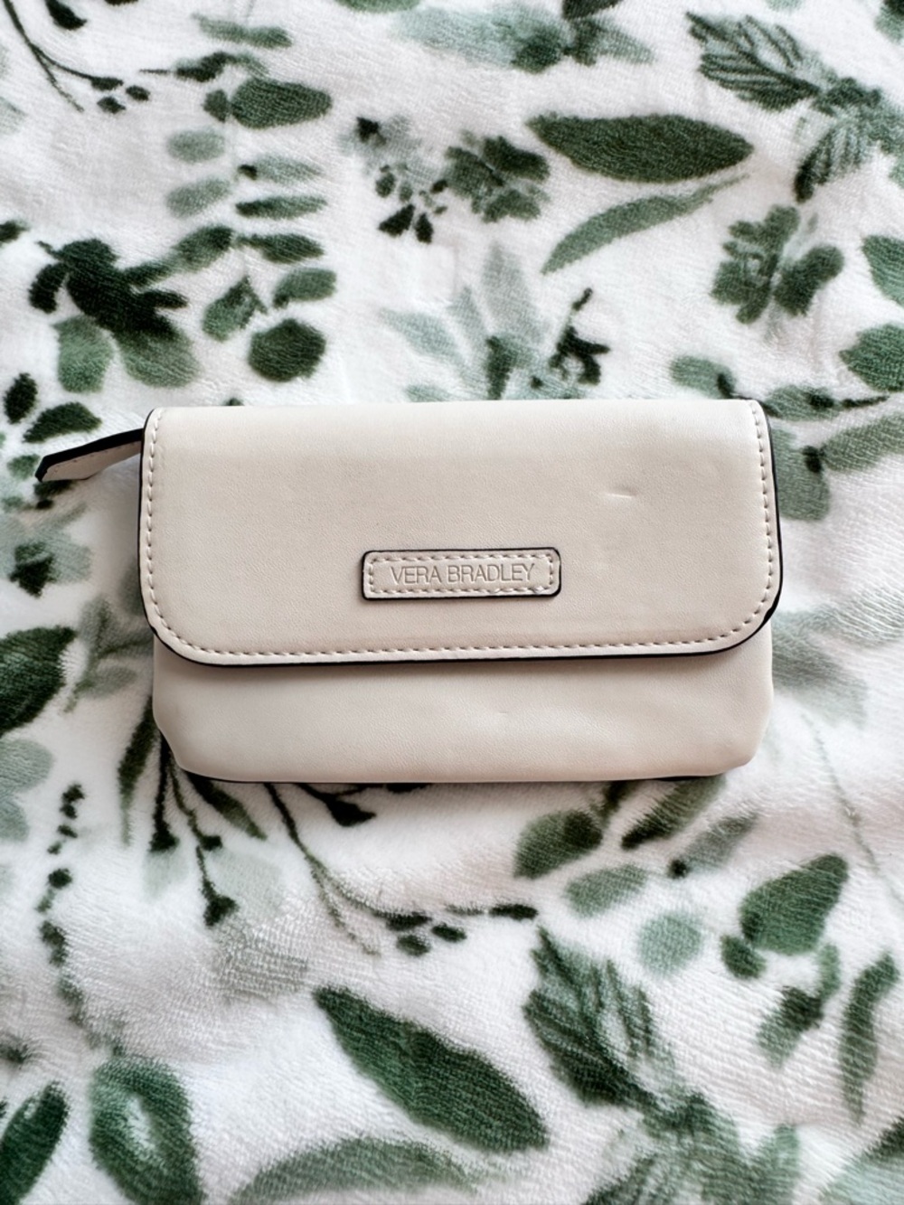 Vera Bradley Soft Cream Leather Wristlet Clutch